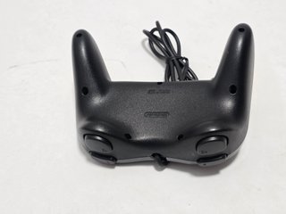 1 Nintendo Wii Oficial Mando Clasico Pro - Negro