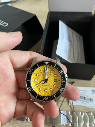 Orologio Citizen Automatico NJ0170 Giallo
