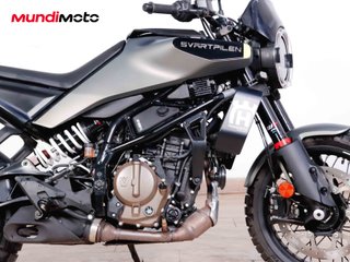HUSQVARNA SVARTPILEN 125 ABS