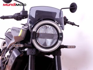 HUSQVARNA SVARTPILEN 125 ABS