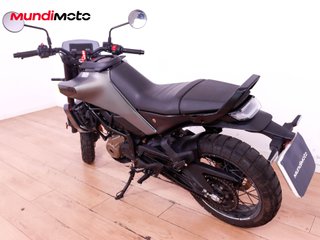 HUSQVARNA SVARTPILEN 125 ABS