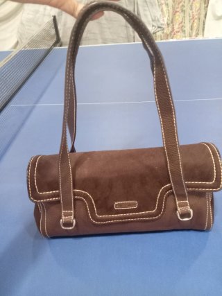 Bolso de mano marrón