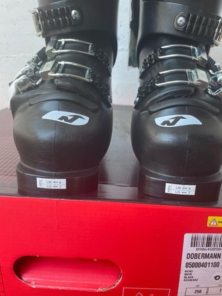 Scarponi Sci Nordica Dobermann WC EDT 150