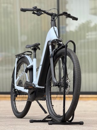 Bicicleta Eléctrica Cube Kathmandu 47