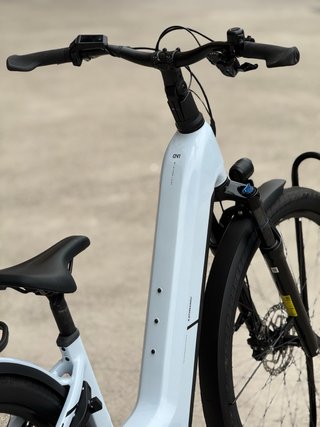 Bicicleta Eléctrica Cube Kathmandu 47