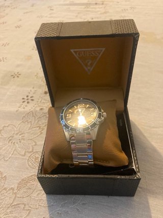 Reloj Guess Hombre Caja e Instrucciones