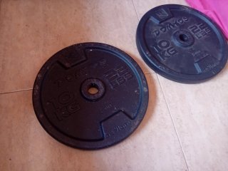 2 discos de pesa Domyos 10 kg (22 lbs)