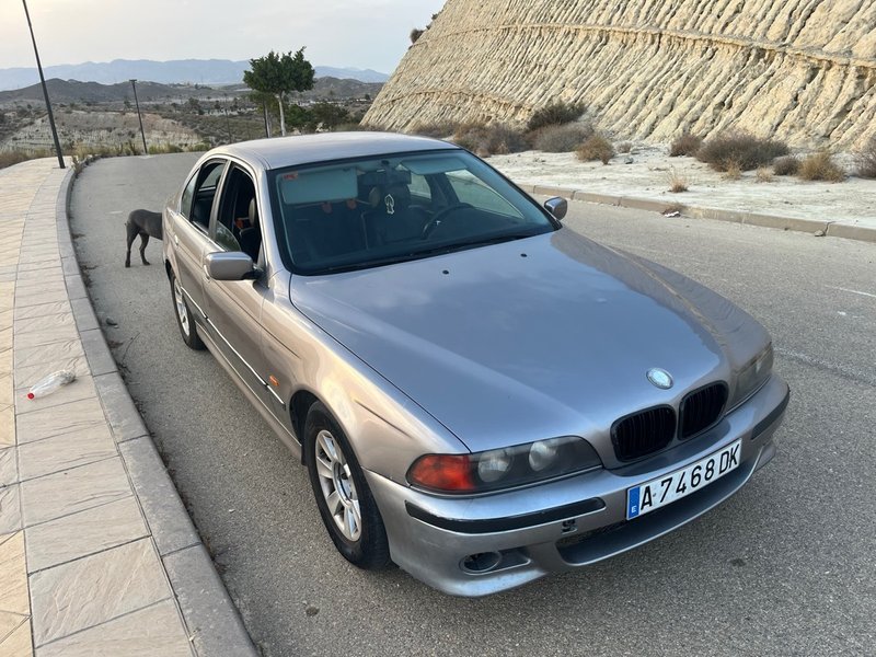 BMW Serie 5 1998 - foto 1