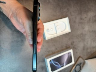 iPhone 16 Pro Negro 256GB