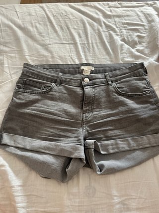 Shorts H&M grises Talla S