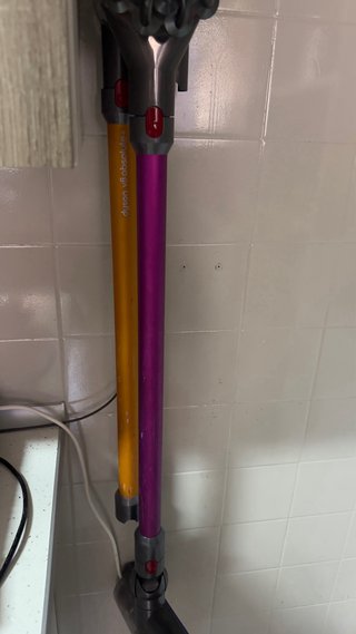 Aspirapolvere Dyson senza fili V8 Absolute+
