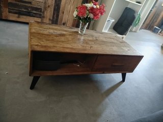 Mesa de centro rústica madera y metal