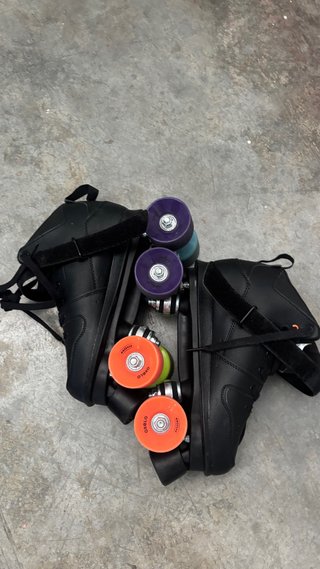 Vendo patines de 4 ruedas (estilo Quad / Roller Di