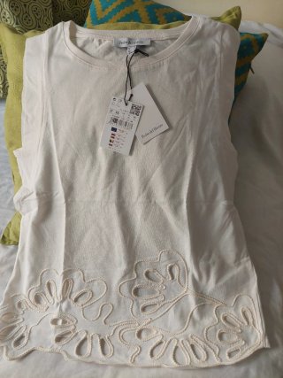 Camiseta Pedro del Hierro sin estrenar