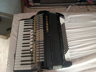 Acordeón HOHNER VERDI II