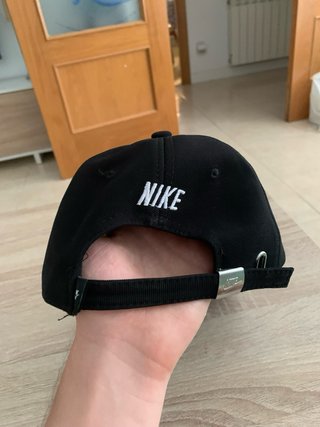 Gorra Nike Negra Logo Repetido