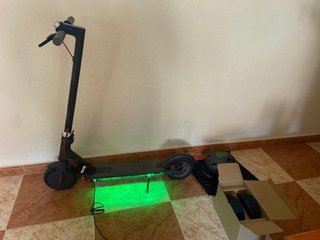 Patinete Eléctrico con Luces LED