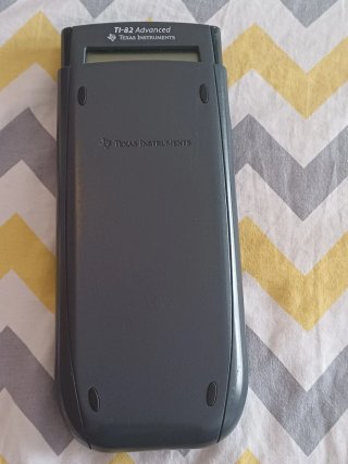 Calculadora TI-82 Advanced Texas Instruments
