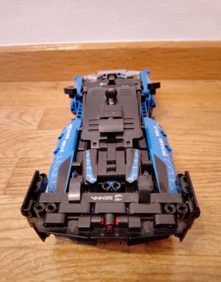 Lego Technic 42123 McLaren Senna GTR