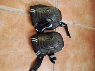 Patines y protecciones para patinar