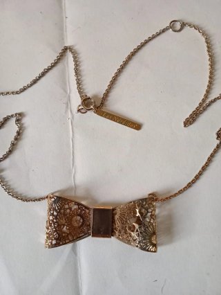 Collana vintage Les Nereides fiore oro/argento