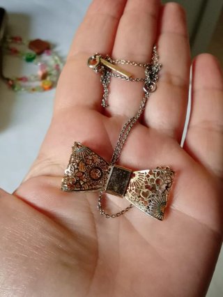 Collana vintage Les Nereides fiore oro/argento