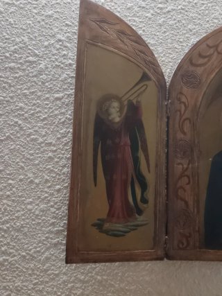 Tríptico antiguo religioso