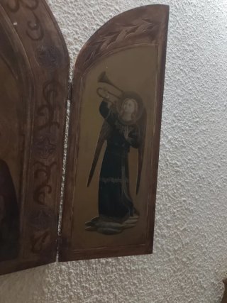 Tríptico antiguo religioso