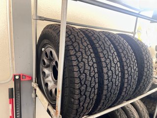 Llantas Suzuki Vitara con cubiertas nuevas