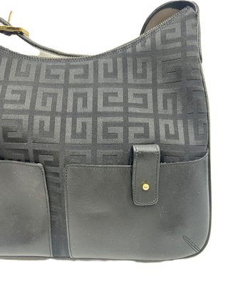 Bolso Hombro Givenchy 4G Logo Negro