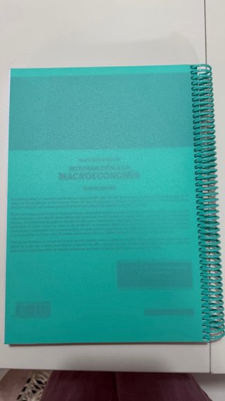 Introducción a la macroeconomía UNED