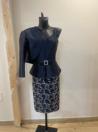 Conjunto Vestido y Chaqueta Azul Marino