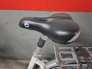 BICICLETA DE PASEO MARCA GIANT CASI NUEVA 28"
