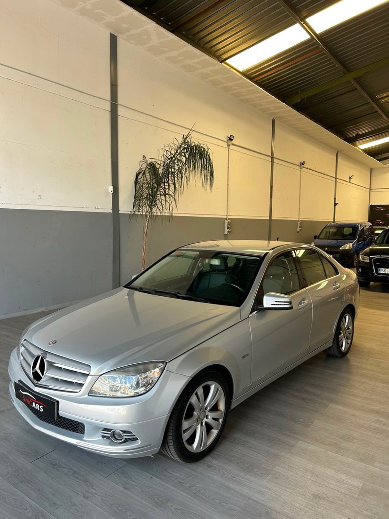 Mercedes-Benz Clase C 2010 - foto 1