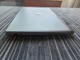 HP EliteBook 850 G7 i7 32GB RAM 1TB SSD Táctil