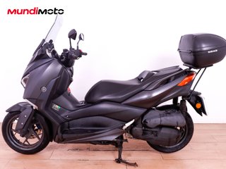 YAMAHA X-MAX 125
