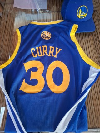 Conjunto Golden State Warriors Gorra y Ropa