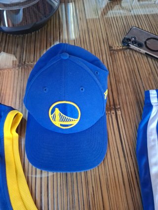 Conjunto Golden State Warriors Gorra y Ropa