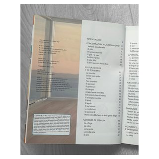 LIBRO Ejercicios en acción YOGA (Guía visual)