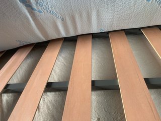 Cama individual doble con cajones