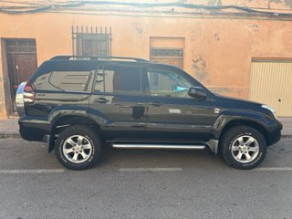 Toyota Land Cruiser 2004