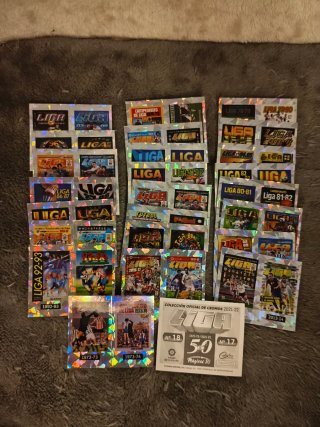 Álbum al 70% +surtido cromos diferentes temporadas