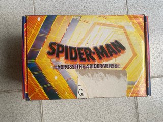 Caja Marvel Collector Corps Spiderman