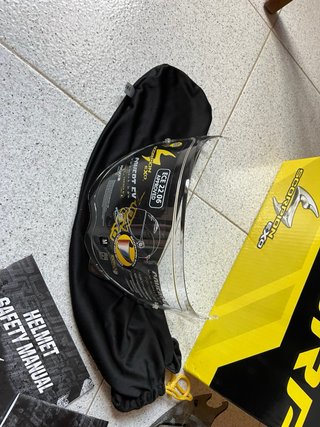 Casco Scorpion covert fx solid  fibra
