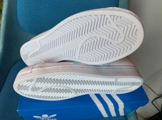 Zapatillas Adidas Superstar Blancas y Turquesa