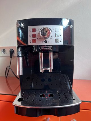 Cafetera DeLonghi Superautomática