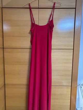 Vestido rojo largo con drapeado
