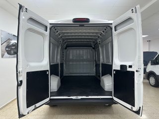 Peugeot Boxer 2023 L3H2