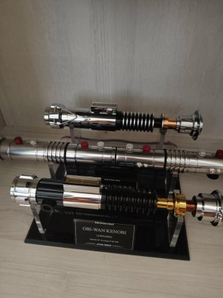Colección Star Wars: Empuñaduras metalicas + Base