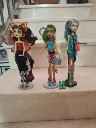 Lote 3 Monster High con accesorios